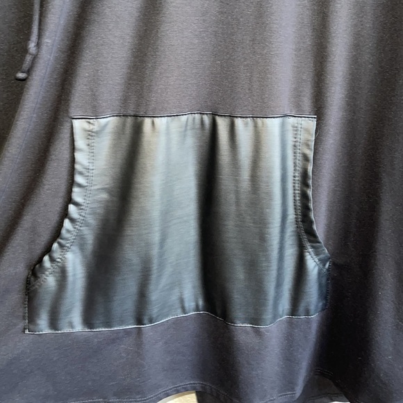 Piphany Black Hoodie Top - Picture 2 of 5